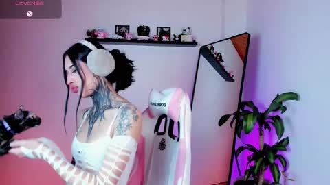 Kali Ka Please help me with your thumbs up its important   dont forget my birthday on October 26 online show from 20, 3, 2026