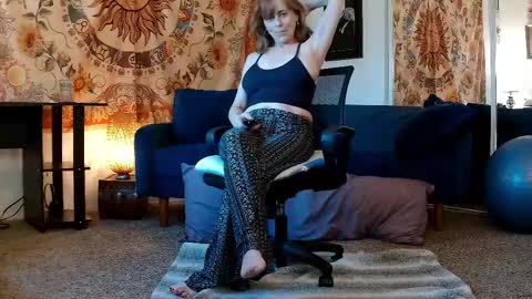 Tara Smith online show from 4, 3, 2025