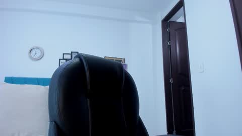 Kamilalopez online show from 28, 2, 2026