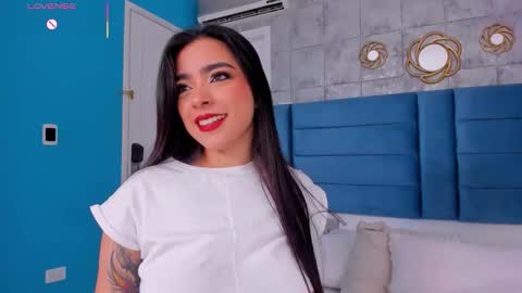 Snapshot of kamilabetancourt chatting on 8, 5, 2026 Kamila Betancourt online show from 8, 5, 2026