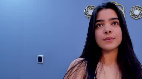 Snapshot of kamilabetancourt chatting on 29, 5, 2026 Kamila Betancourt online show from 29, 5, 2026