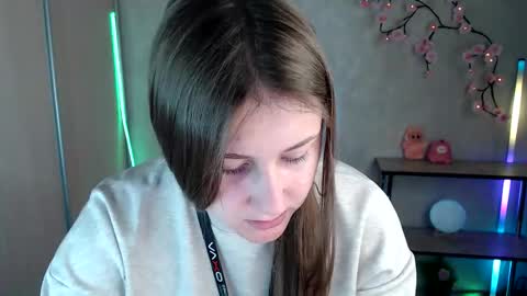 kamilla_love_ online show from 24, 5, 2026