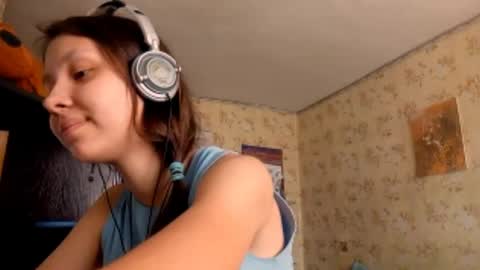 Snapshot of kamisalling chatting on 17, 9, 2025 Mari Simmons online show from 17, 9, 2025