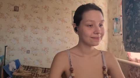 Snapshot of kamisalling chatting on 22, 10, 2025 Mari Simmons online show from 22, 10, 2025