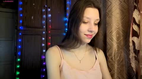 Mari  Simmons online show from 12, 1, 2026