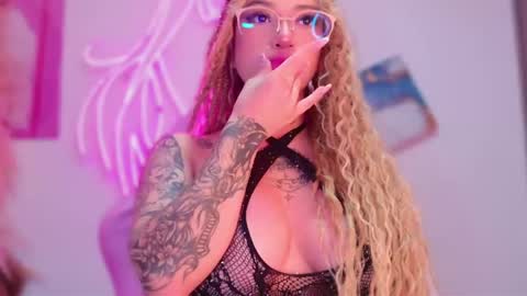 Kaori online show from 15, 2, 2026