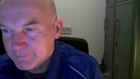 Robbie online show from 3, 12, 2024