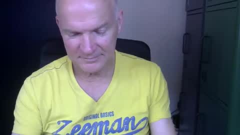 Snapshot of kapitein_rob chatting on 23, 4, 2026 Robbie online show from 23, 4, 2026