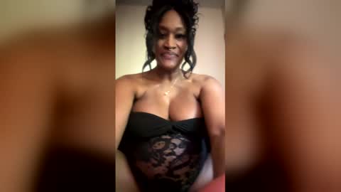 Snapshot of kaptin_hook chatting on 1, 6, 2026 Kaptin hook NiNi online show from 1, 6, 2026