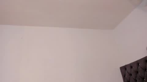 karely_laurent online show from 5, 6, 2026