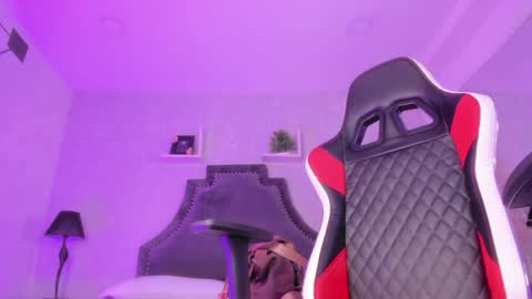 Karely online show from 3, 4, 2026