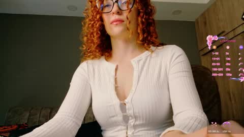 Snapshot of karen_brave chatting on 17, 5, 2026 karen online show from 17, 5, 2026