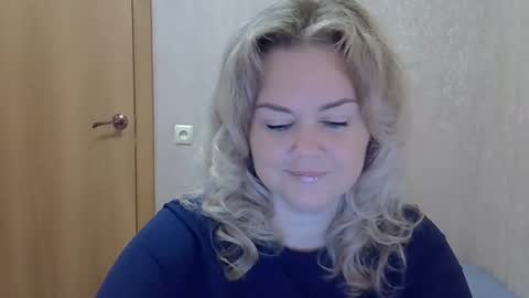 karennelsonx online show from 20, 10, 2025