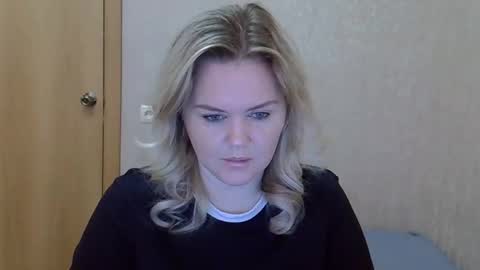 Snapshot of karennelsonx chatting on 23, 4, 2026 karennelsonx online show from 23, 4, 2026