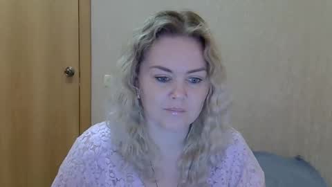 Snapshot of karennelsonx chatting on 24, 4, 2026 karennelsonx online show from 24, 4, 2026