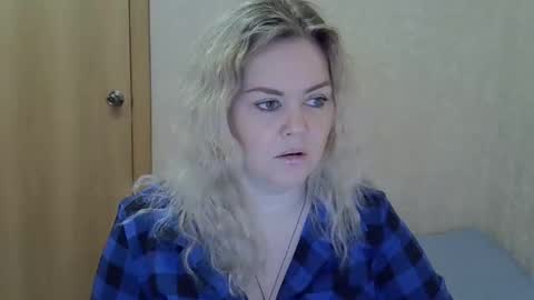Snapshot of karennelsonx chatting on 27, 4, 2026 karennelsonx online show from 27, 4, 2026