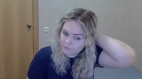 Snapshot of karennelsonx chatting on 2, 5, 2026 karennelsonx online show from 2, 5, 2026