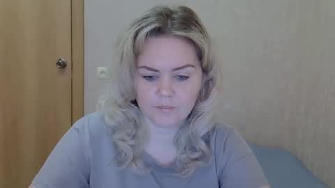 Snapshot of karennelsonx chatting on 4, 5, 2026 karennelsonx online show from 4, 5, 2026