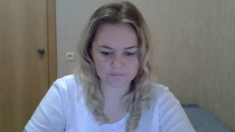 Snapshot of karennelsonx chatting on 12, 7, 2026 karennelsonx online show from 12, 7, 2026