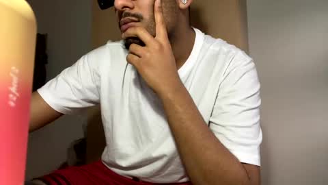 karim03larbi online show from 22, 1, 2025