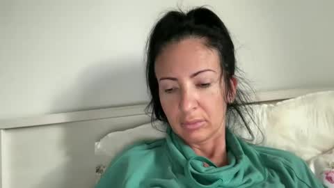 Snapshot of karinablair chatting on 4, 11, 2025 Karina online show from 4, 11, 2025