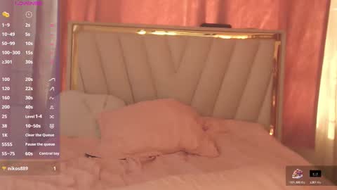 Snapshot of karla_charloby chatting on 10, 11, 2025 Karla online show from 10, 11, 2025