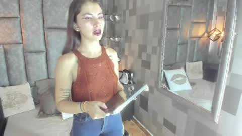 Snapshot of karla_crruz chatting on 14, 5, 2026 karla_crruz online show from 14, 5, 2026