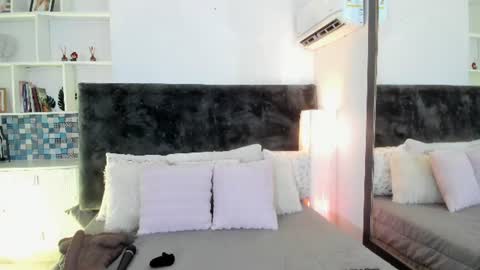 Snapshot of karla_gonzaless chatting on 10, 7, 2026 Karla Gonzaless online show from 10, 7, 2026