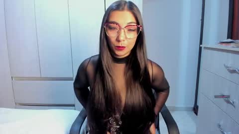 Karla  online show from 16, 4, 2026