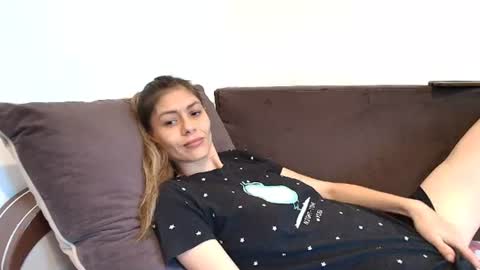 Snapshot of karladreamssex chatting on 15, 7, 2026 Crystyna online show from 15, 7, 2026