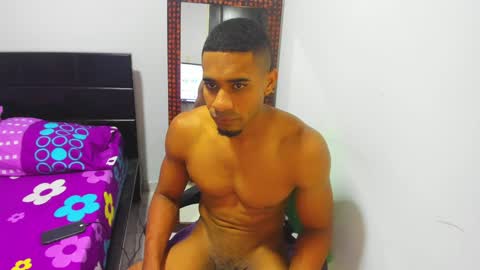 Snapshot of karljensen33 chatting on 12, 1, 2025 karlgenjen online show from 12, 1, 2025