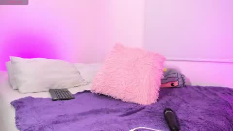 Snapshot of karly__rios chatting on 7, 7, 2026 Karlyy online show from 7, 7, 2026