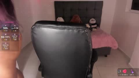 Snapshot of karly_closson chatting on 19, 10, 2025 Karly online show from 19, 10, 2025