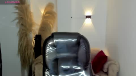 KARLYE online show from 9, 4, 2026