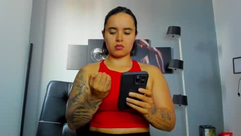   online show from 28, 1, 2025