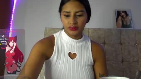 Snapshot of karlys01 chatting on 30, 10, 2025 Karlys online show from 30, 10, 2025