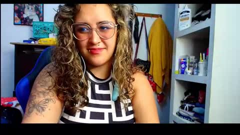 Snapshot of karol_naughty chatting on 23, 2, 2026 online show from 23, 2, 2026