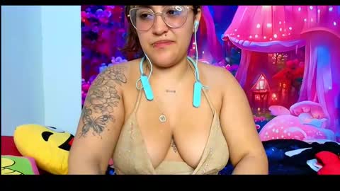 Snapshot of karol_naughty chatting on 26, 2, 2026 online show from 26, 2, 2026