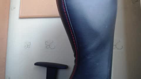 Karol  online show from 6, 11, 2025