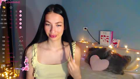 Kira online show from 16, 3, 2026