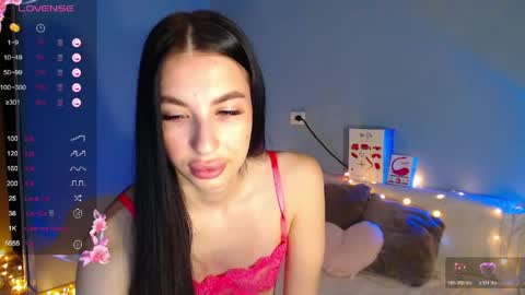 Snapshot of karolina_hottie_ chatting on 17, 4, 2026 Kira online show from 17, 4, 2026