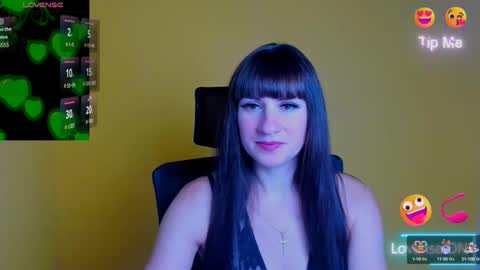 Caroline online show from 9, 10, 2025