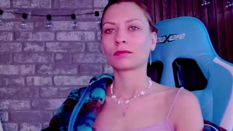 Snapshot of karoline121 chatting on 26, 2, 2025 karoline121 online show from 26, 2, 2025