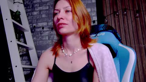 Snapshot of karoline121 chatting on 28, 2, 2025 karoline121 online show from 28, 2, 2025