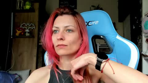 karoline121 online show from 1, 4, 2026