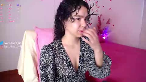 Snapshot of karolkat_1 chatting on 27, 10, 2025 Karolina 3 online show from 27, 10, 2025