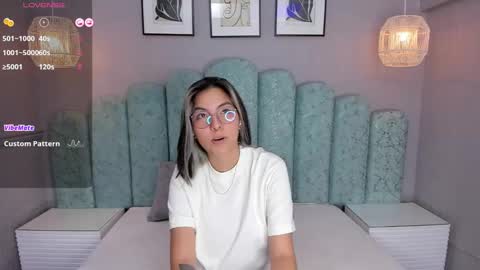 Karol Santos online show from 20, 2, 2025