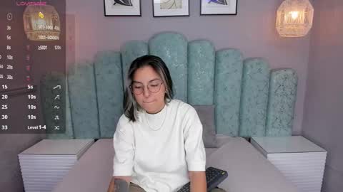 Karol Santos online show from 22, 2, 2025