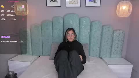 Karol Santos online show from 1, 3, 2025
