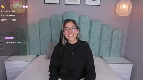 Karol Santos online show from 6, 3, 2025